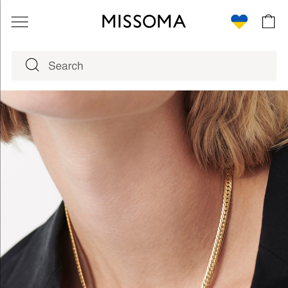 Missoma ‘Camail’ Gold Snake Herringbone Necklace - Picture 2 of 7